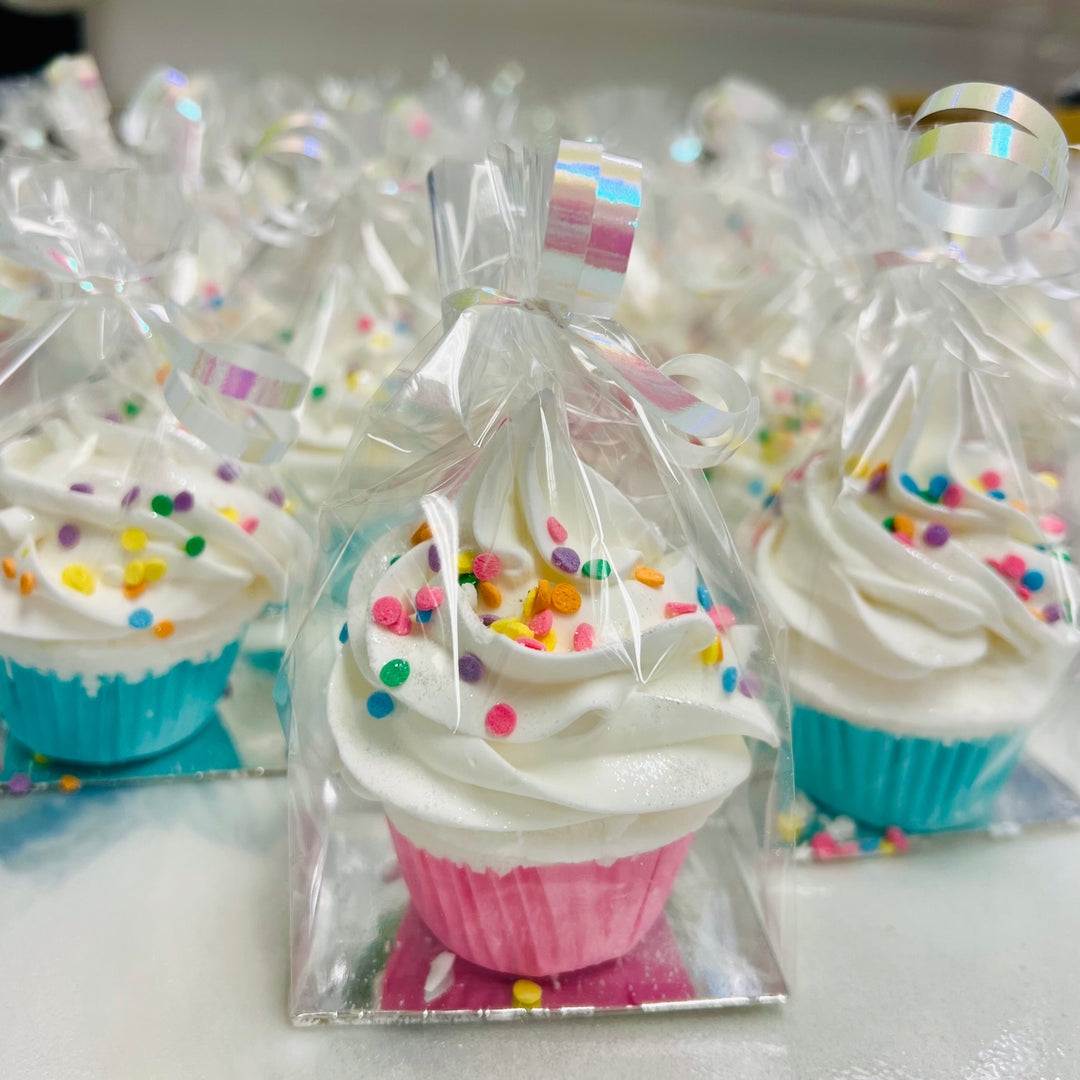 Happy Birthday Cupcake| Foaming Tub Cake    Em'z Blendz Soap Co.