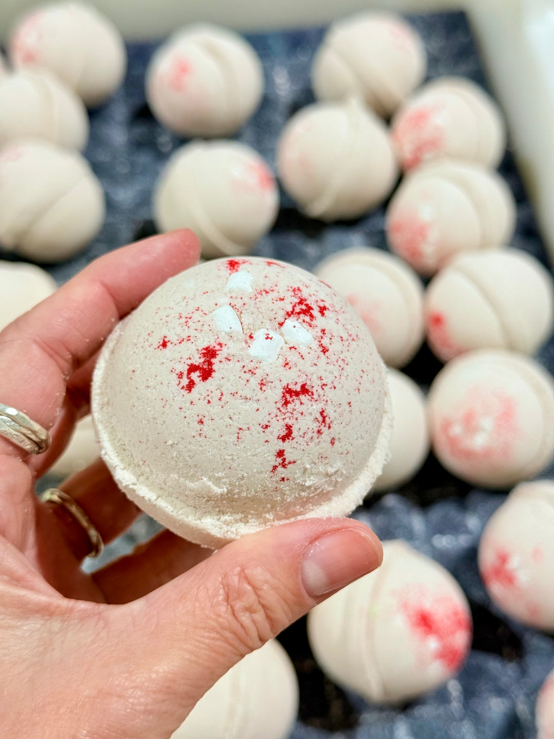 Peppermint Mocha Tub Truffle    Em'z Blendz Soap Co.