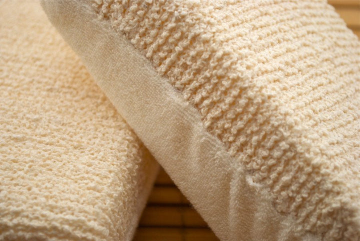Boucle Sponge | Soft and Highly Absorbent    Em'z Blendz Soap Co.