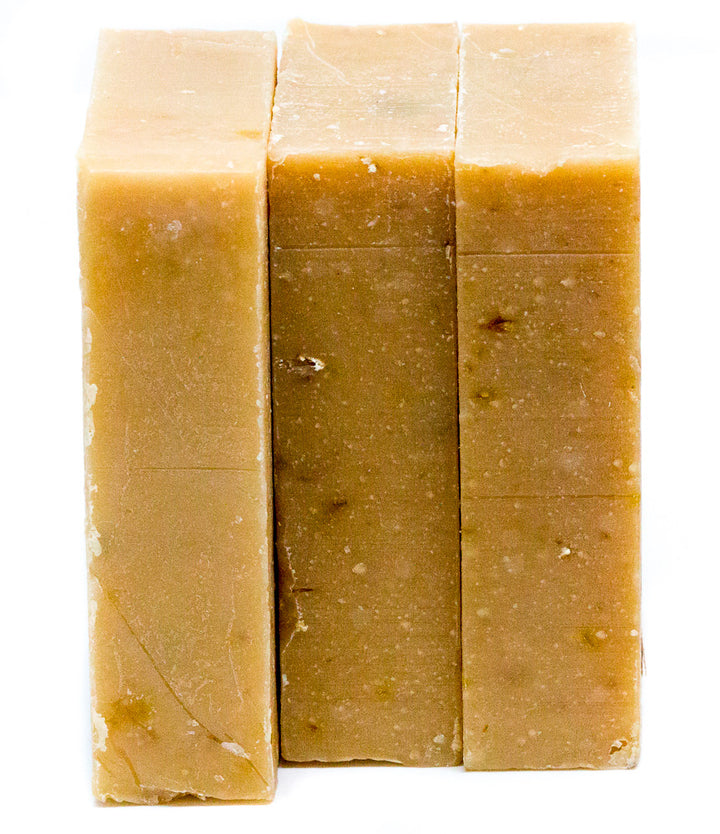 Honey Calendula Soap Bar | Gentle Healing & Moisturizing Cleanser    Em'z Blendz Soap Co.
