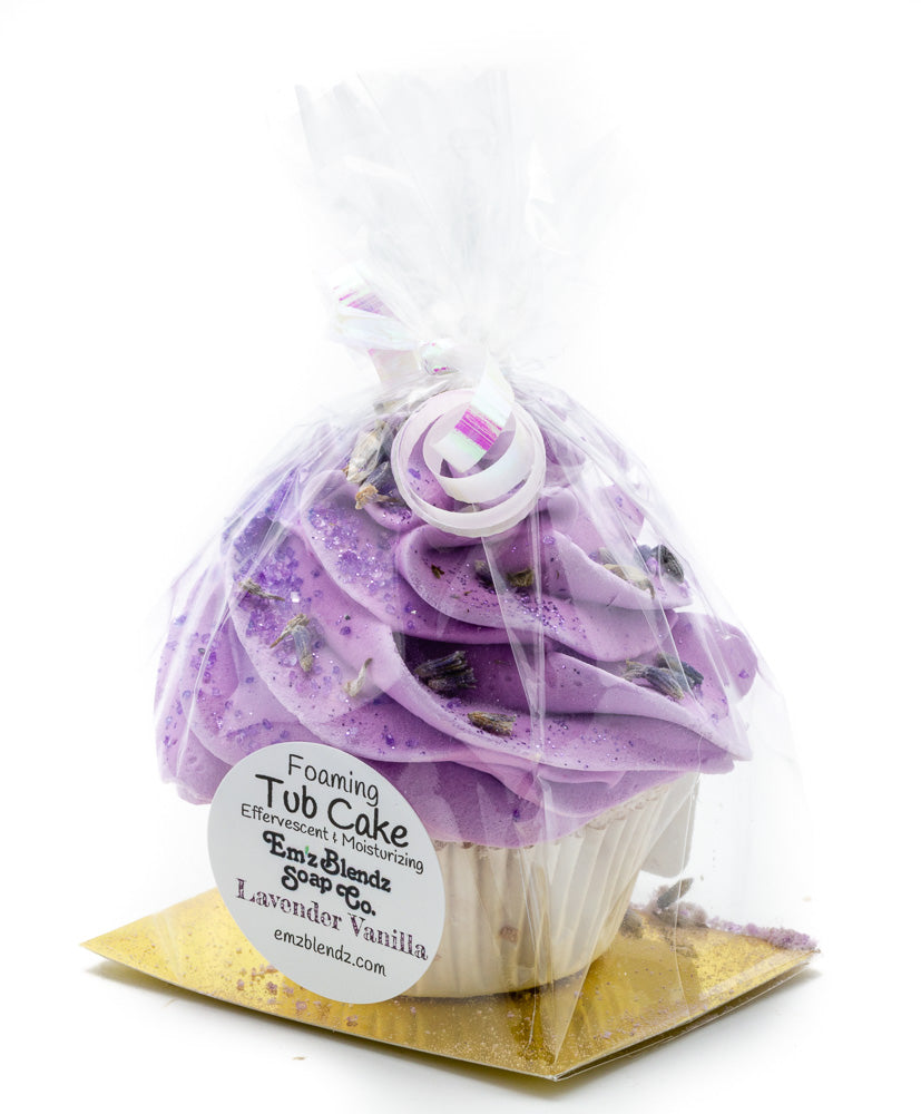 Oregon Lavender &amp; Vanilla Bean | Foaming Tub Cake - Emz Blendz