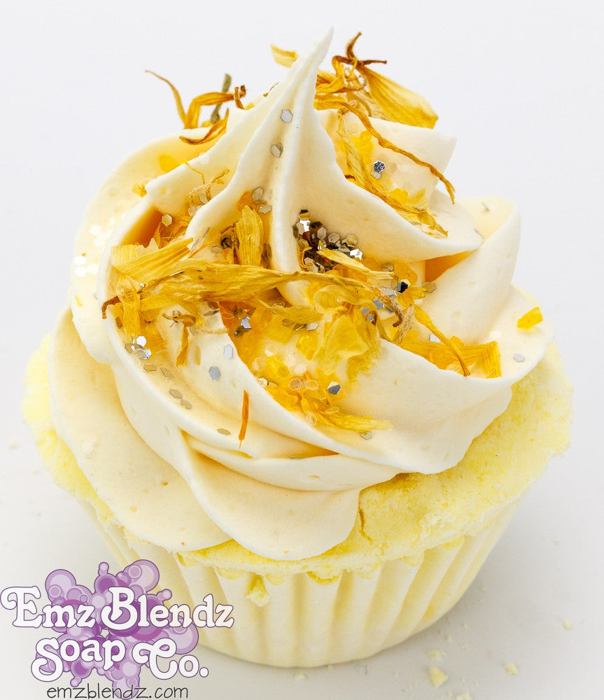 Lemon Cream &amp; Calendula | Foaming Tub Cake - Emz Blendz