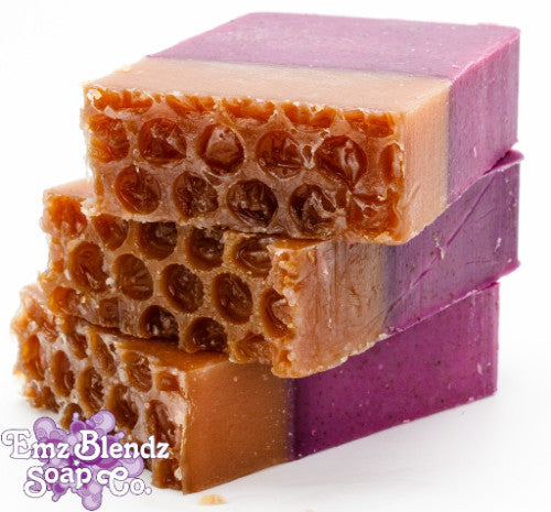 Blackberry Beeswax Soap Bar | Luxurious Natural Cleanser    Em'z Blendz Soap Co.