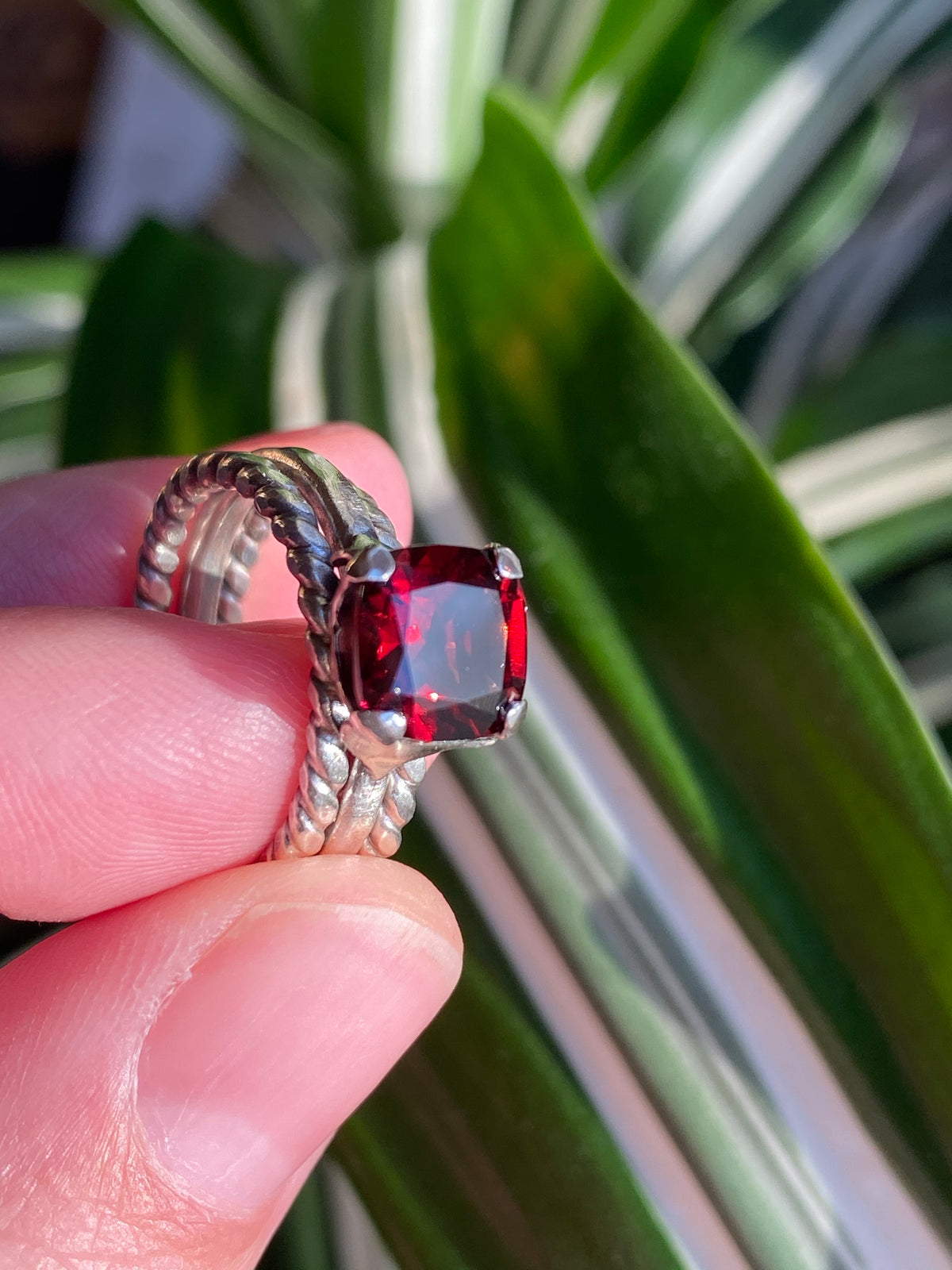 Brilliant Red Garnet &amp; Fine Silver Hearts Stack Ring Set, 2.25cts - Emz Blendz