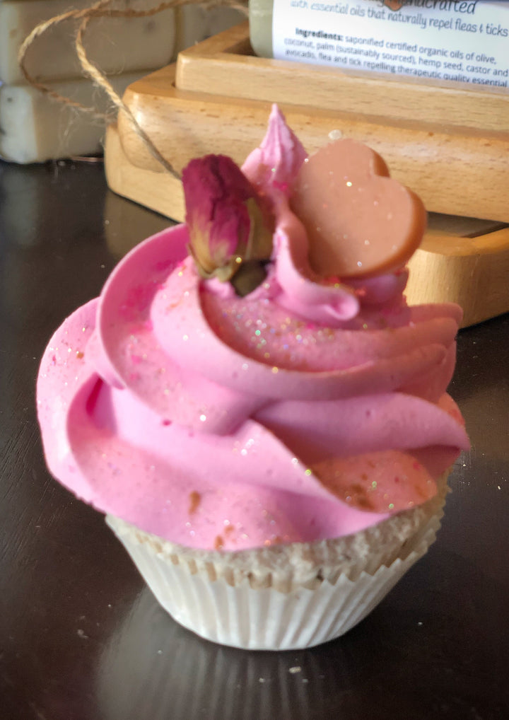 Chocolate Velvet Rose| Foaming Tub Cake    Em'z Blendz Soap Co.