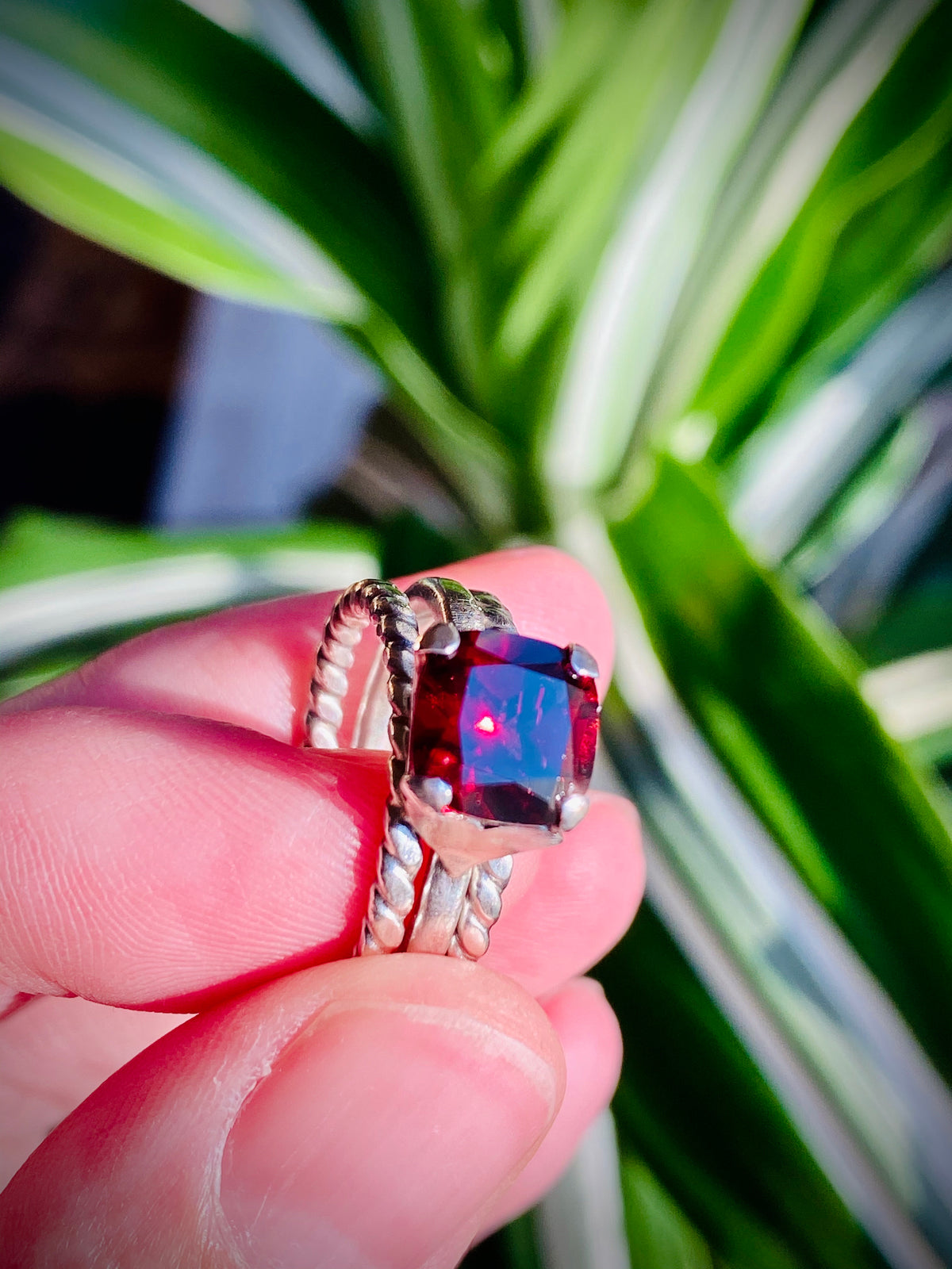 Brilliant Red Garnet &amp; Fine Silver Hearts Stack Ring Set, 2.25cts - Emz Blendz