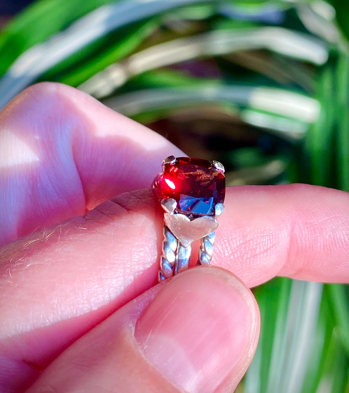 Brilliant Red Garnet &amp; Fine Silver Hearts Stack Ring Set, 2.25cts - Emz Blendz